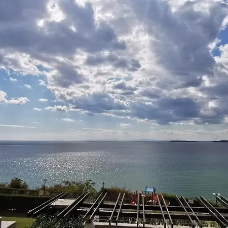 тhe Exlusive And Romantic On The Black Sea Apartmán