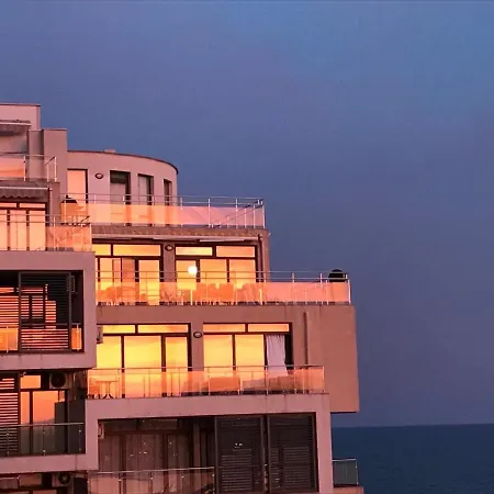 тhe Exlusive And Romantic On The Black Sea شقة سفيتي فلاس